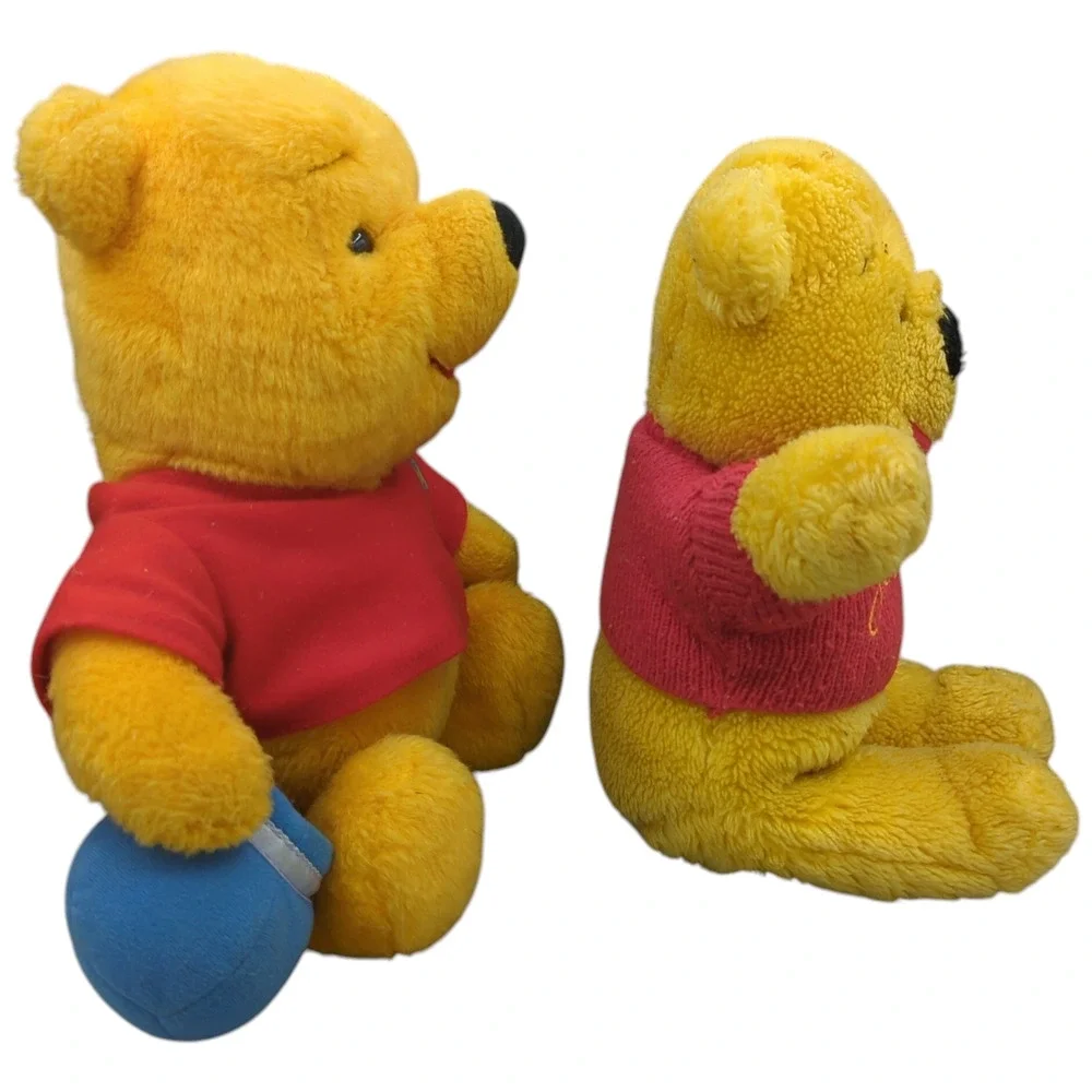 Vintage Winnie Pooh‎ Plush 1994 Mattel With Honey Pot Plush 2002 Disney Pooh